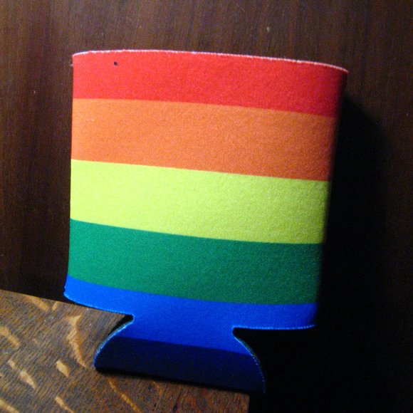 Merrill Lynch Gay Pride Neoprene Can Cooler - Picture 2 of 5